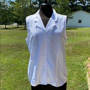 Dressbarn Women's White Sleeveless Button Up Shirt